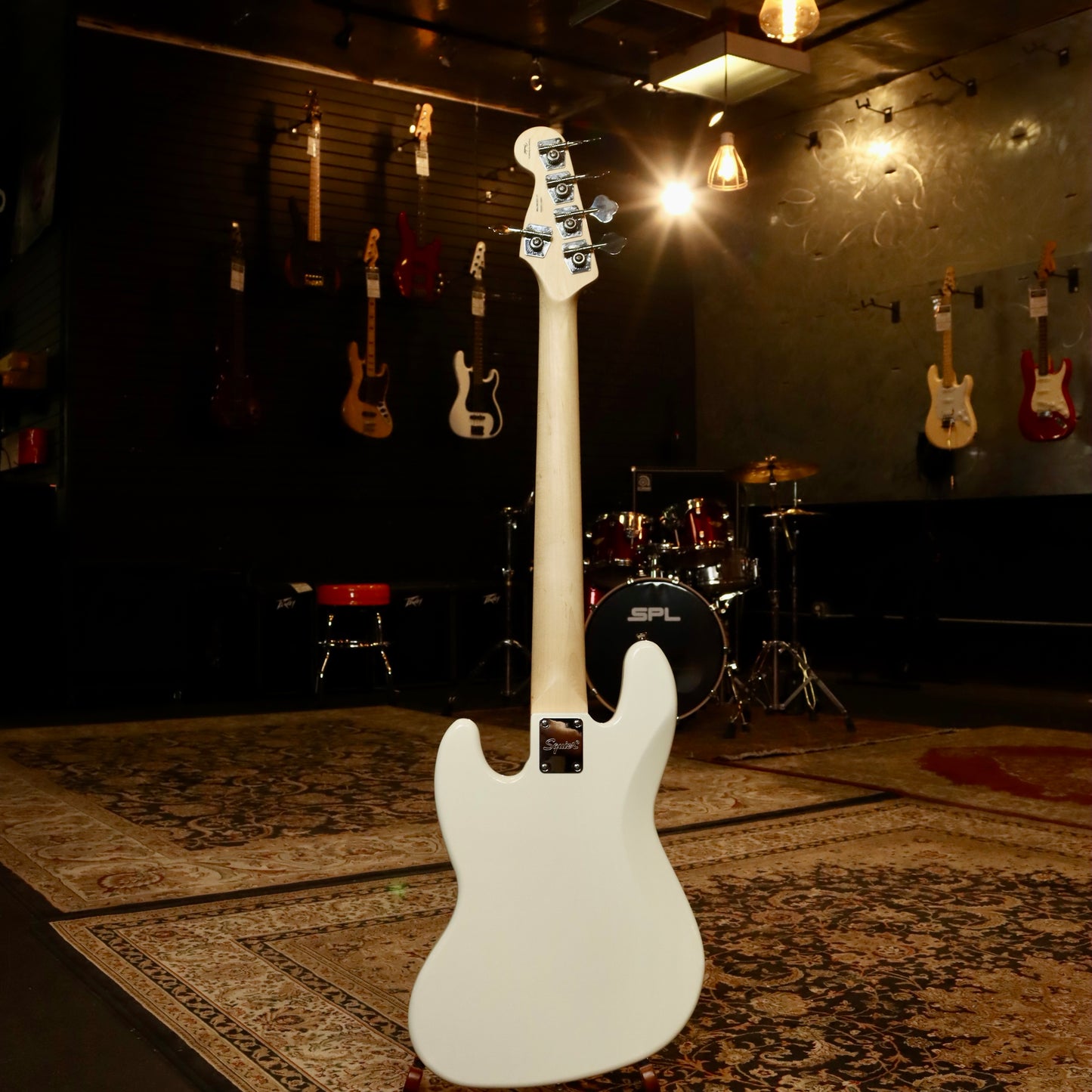 Squier Affinity Series® Jazz Bass® V (Olympic White)