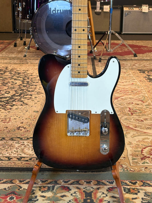 Fender Vintera® '50s Telecaster® (2-Color Sunburst) FPM26