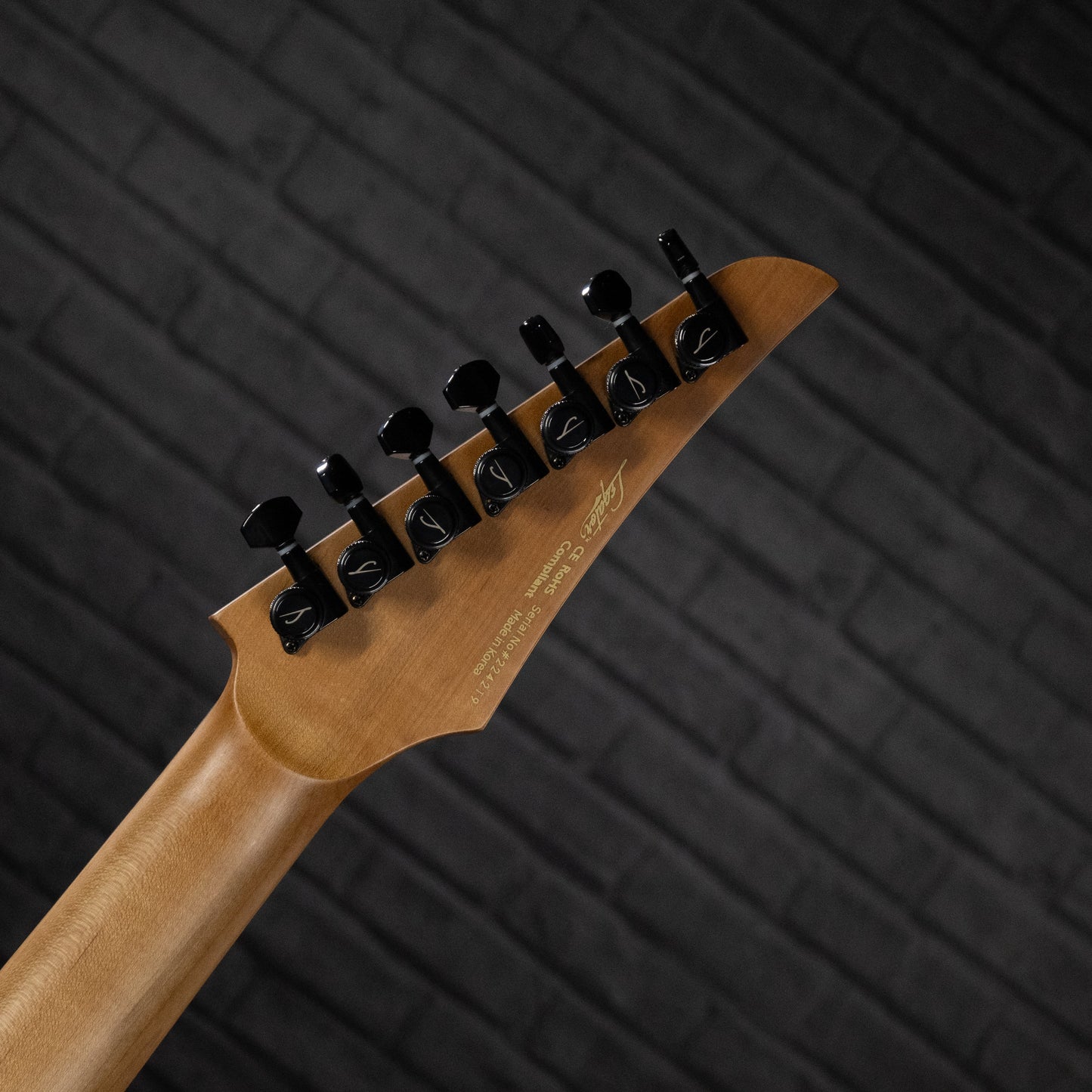 Legator N6FR (Crimson Fade)