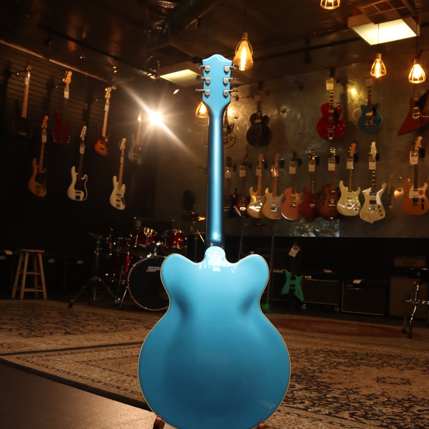 G2622T Streamliner™ Center Block Double-Cut with Bigsby® (Dark Denim)