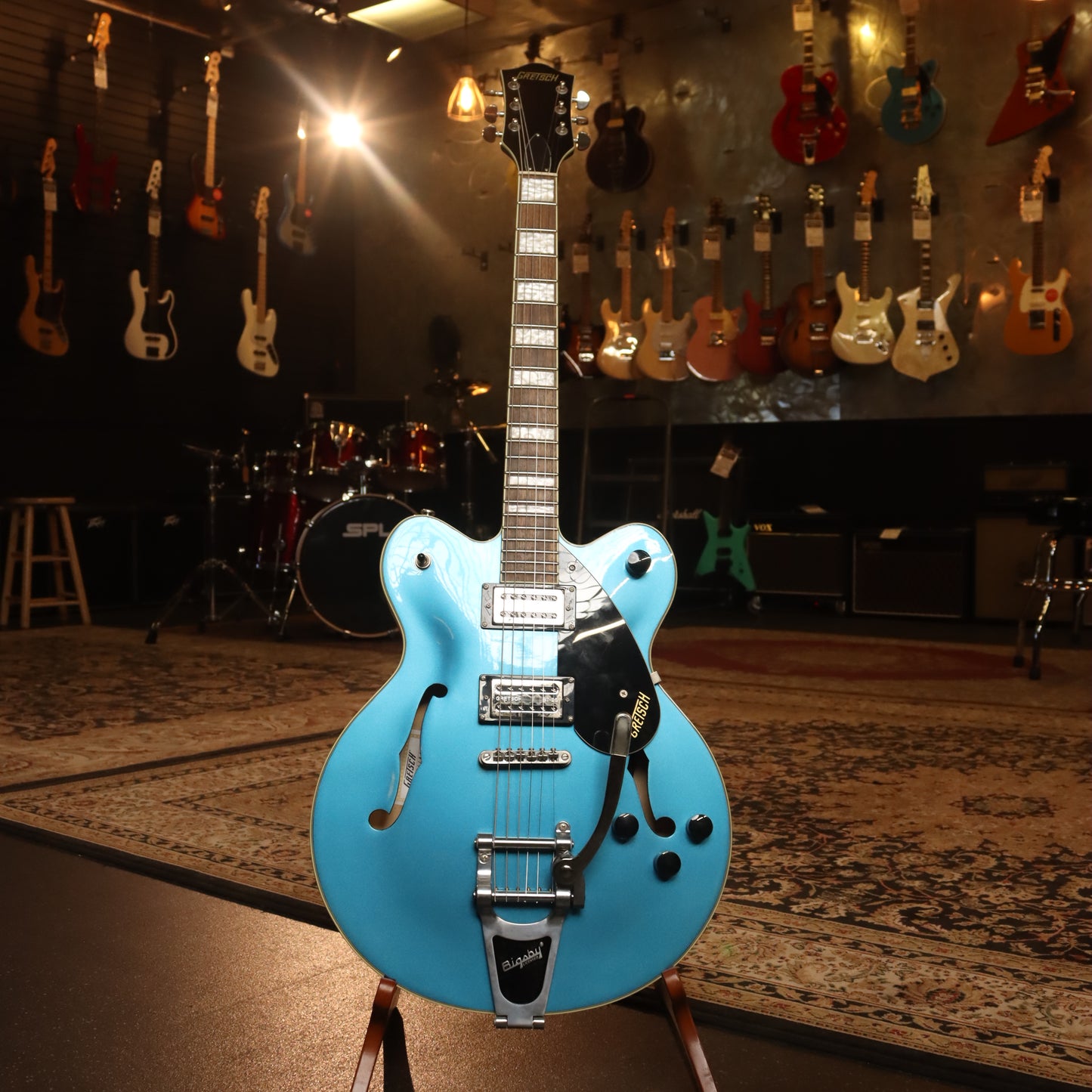 G2622T Streamliner™ Center Block Double-Cut with Bigsby® (Dark Denim)