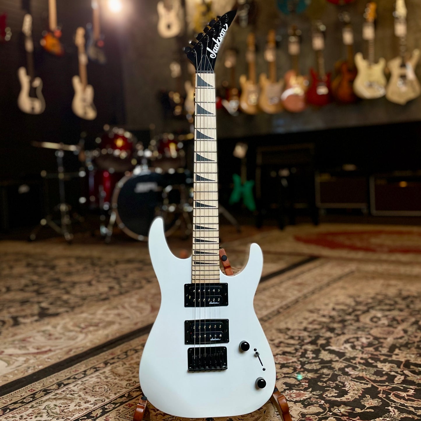 Jackson JS Series Dinky Minion JS1XM (Snow White)