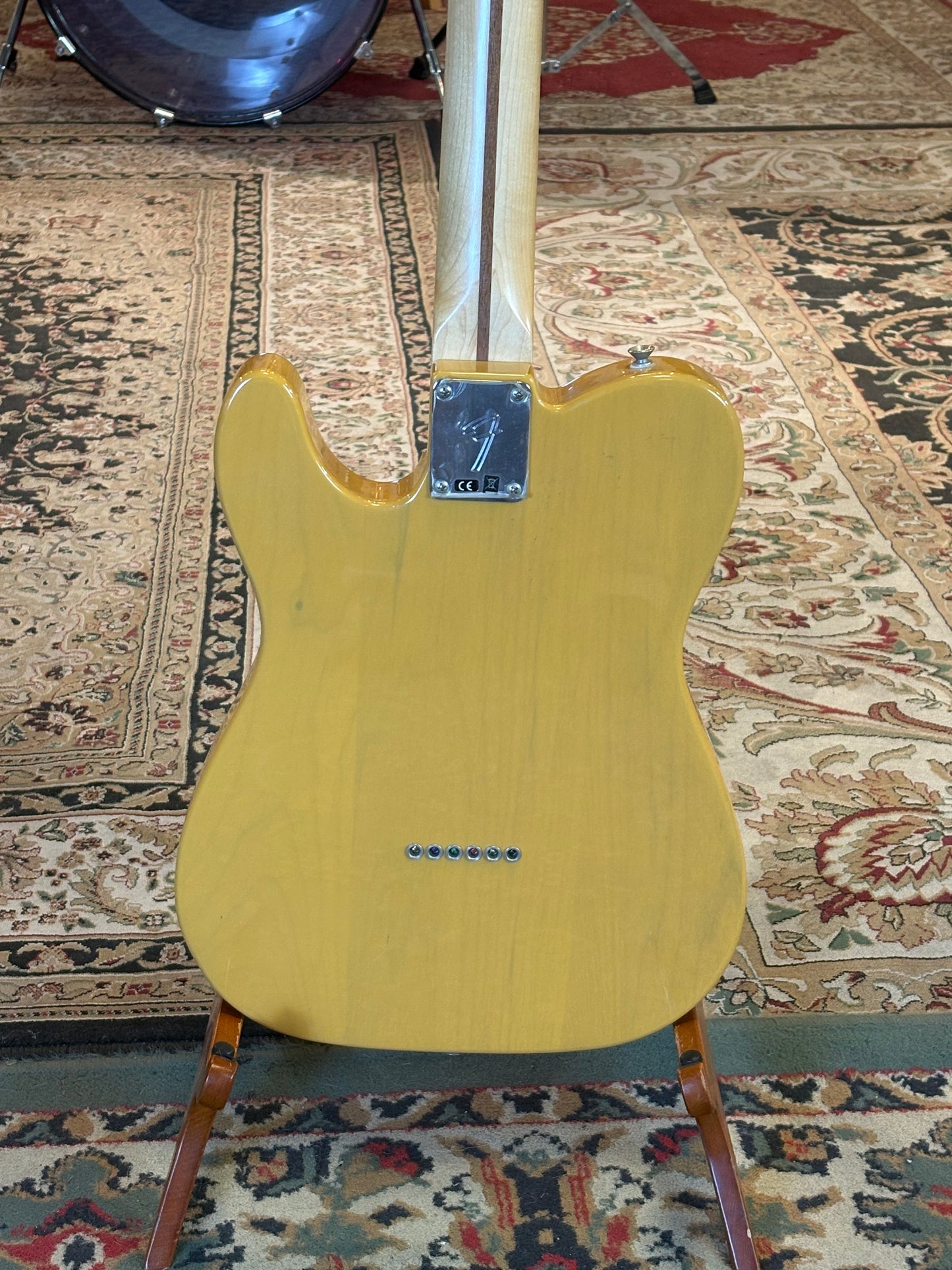 Fender Player Telecaster® Electric Guitar (Butterscotch Blonde) FPM26