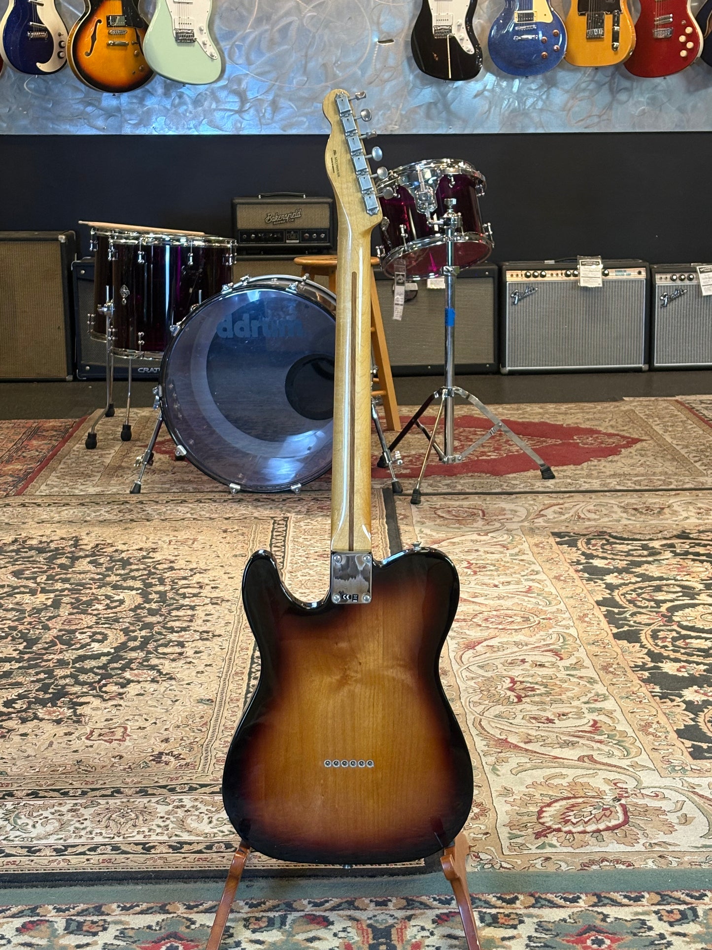 Fender Vintera® '50s Telecaster® (2-Color Sunburst) FPM26
