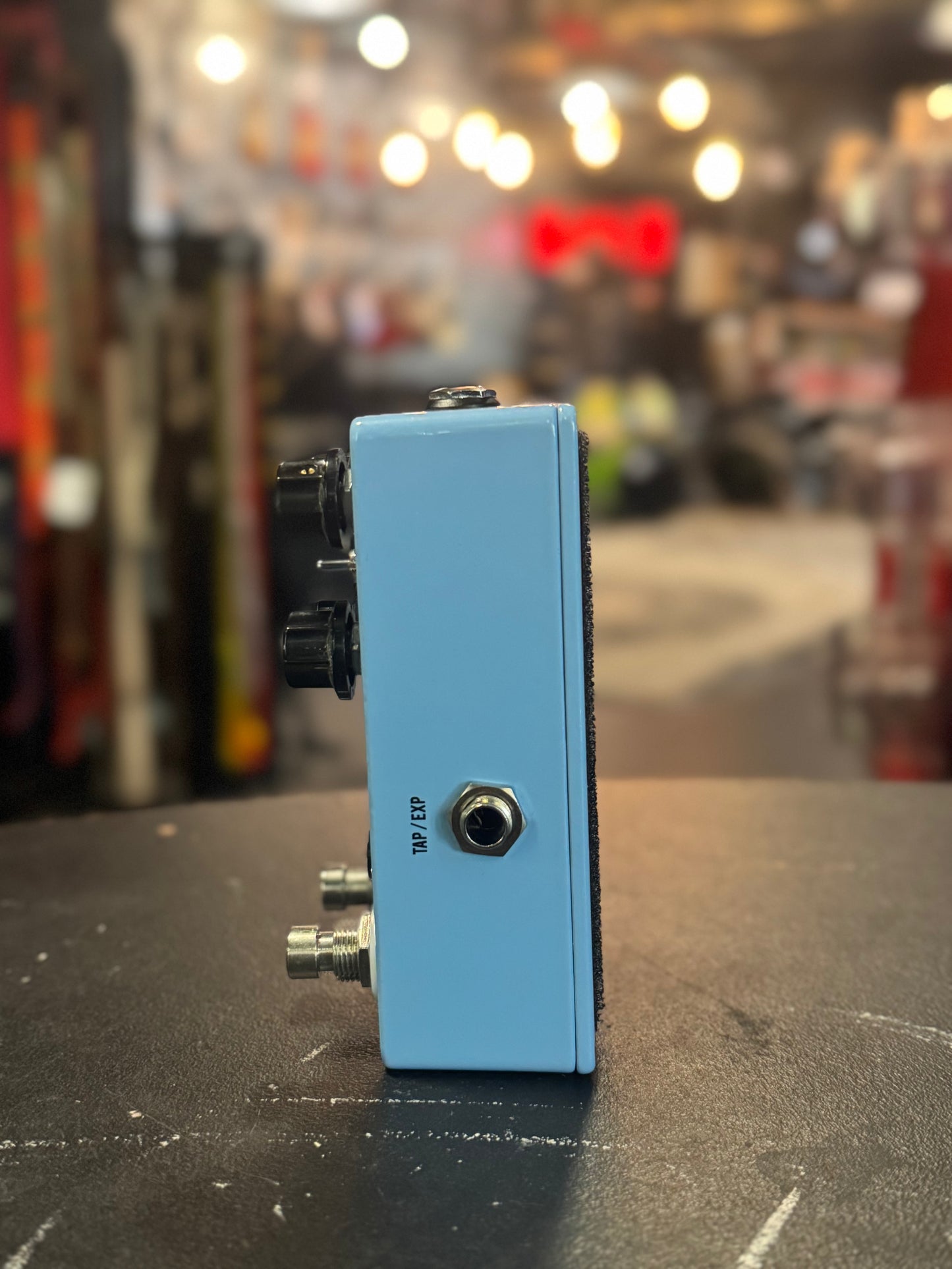 Used JHS Unicorn V2 Vibrato Pedal