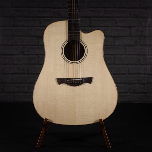 Tagima CF-2000 EQ NA Acoustic-Electric Guitar
