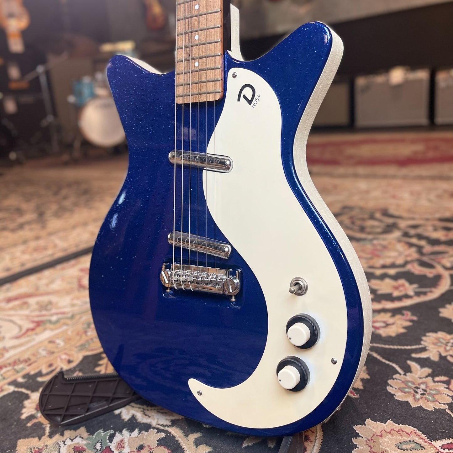 Danelectro DC '59 NOS Deep Blue Metalflake FPM26